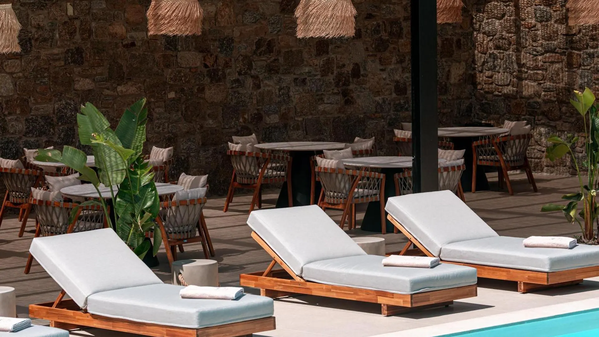 Отель Muse Of Mykonos Luxury Suites Mykonos Town